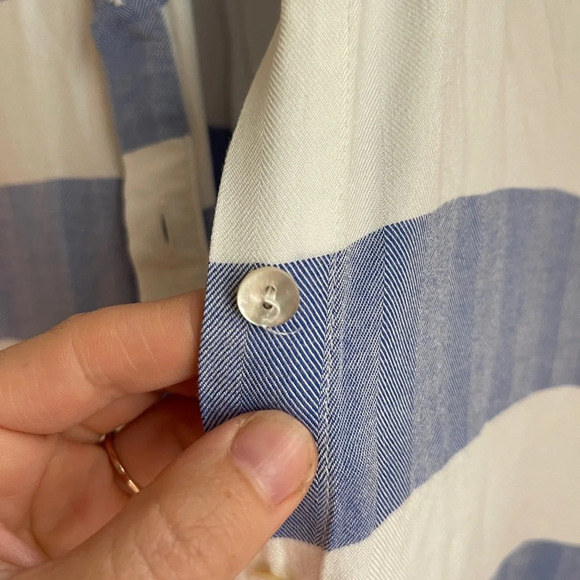 Blue and White Striped Button down Tank top - Picture 4 of 4
